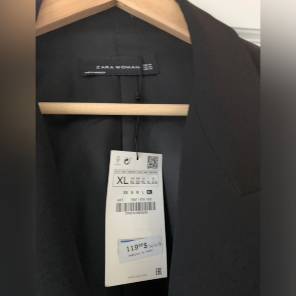 Gorgeous Zara NWT gathered short sleeve double-breast jacket - Picture 5 of 7